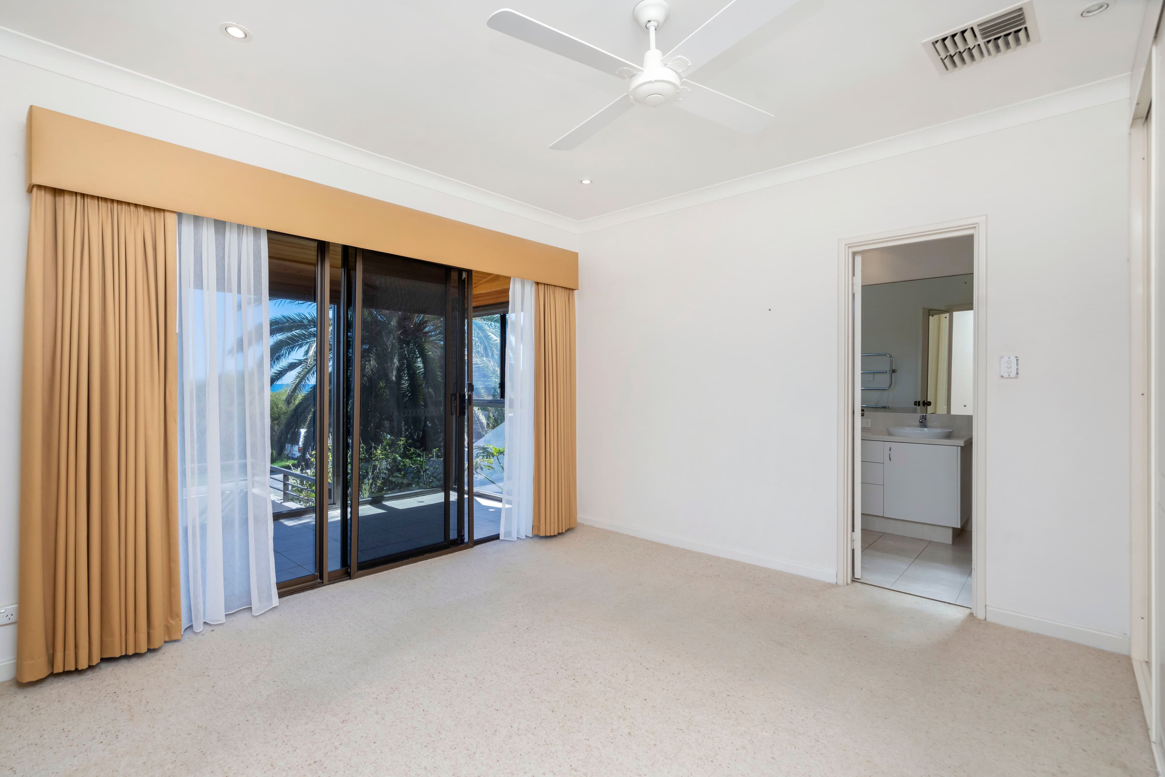 50 Yaltara Road, City Beach WA 6015, City Beach - Thumbnail 7