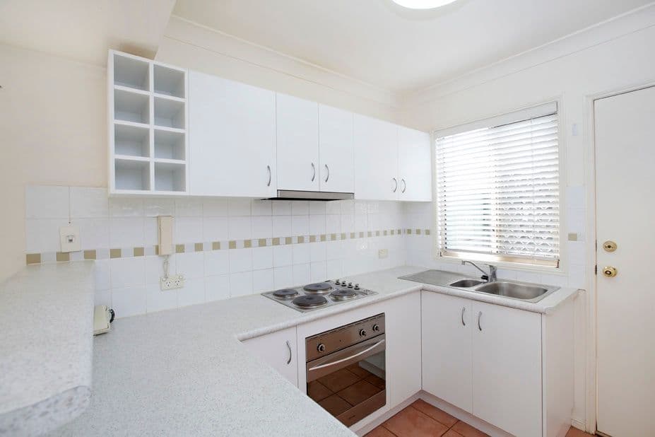 27 Nelson Street, YERONGA QLD 4104, Yeronga - Thumbnail 4