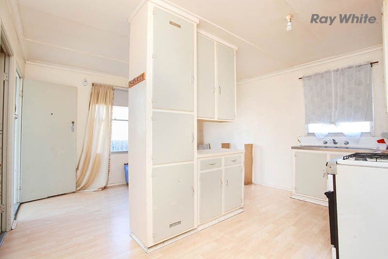 13 Snowden Street, Laverton VIC 3028, Laverton - Thumbnail 2