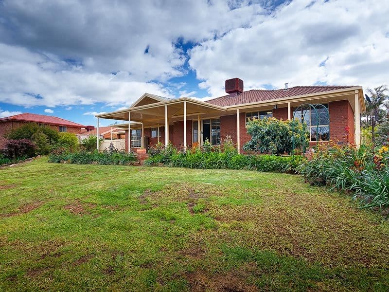 1 Olea Court, Redlynch, QLD, 4870, Redlynch - Thumbnail 4