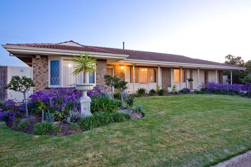 2 Newcombe Avenue, WEST LAKES SHORE SA 5020, West Lakes Shore - Thumbnail 2