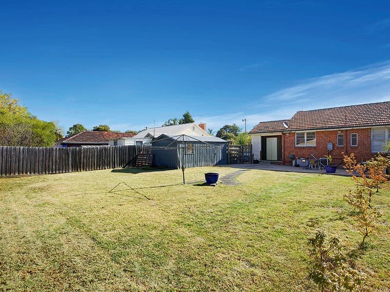 14 South Crescent, HEIDELBERG WEST VIC 3081, Heidelberg West - Thumbnail 6