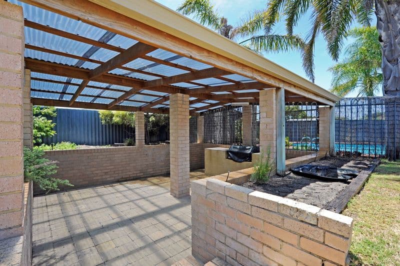 20  Ricketts Court, ROCKINGHAM WA 6168, Rockingham - Thumbnail 2
