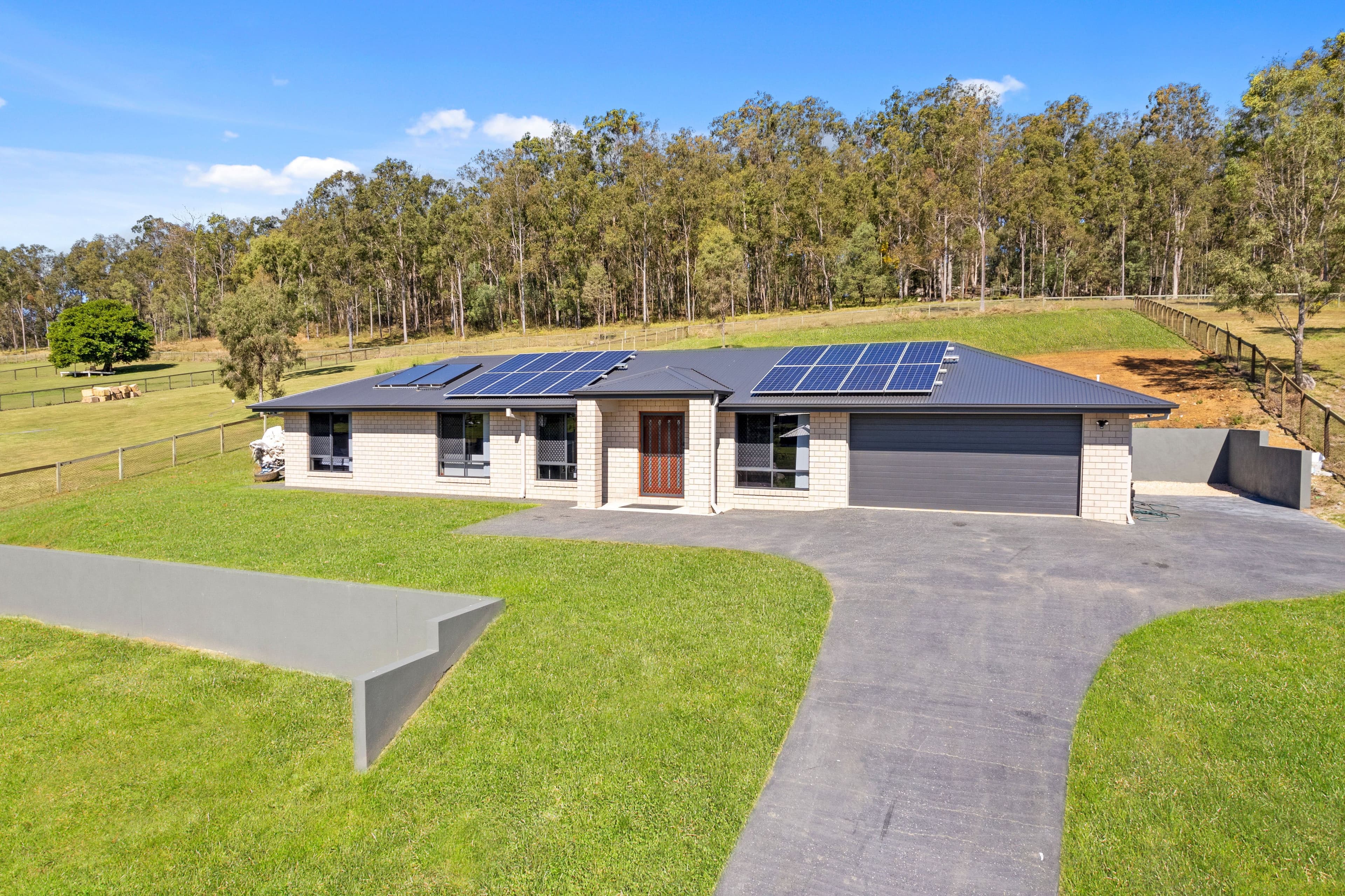 110-114 Munroe Drive, Woodhill QLD 4285, Woodhill - Image 1