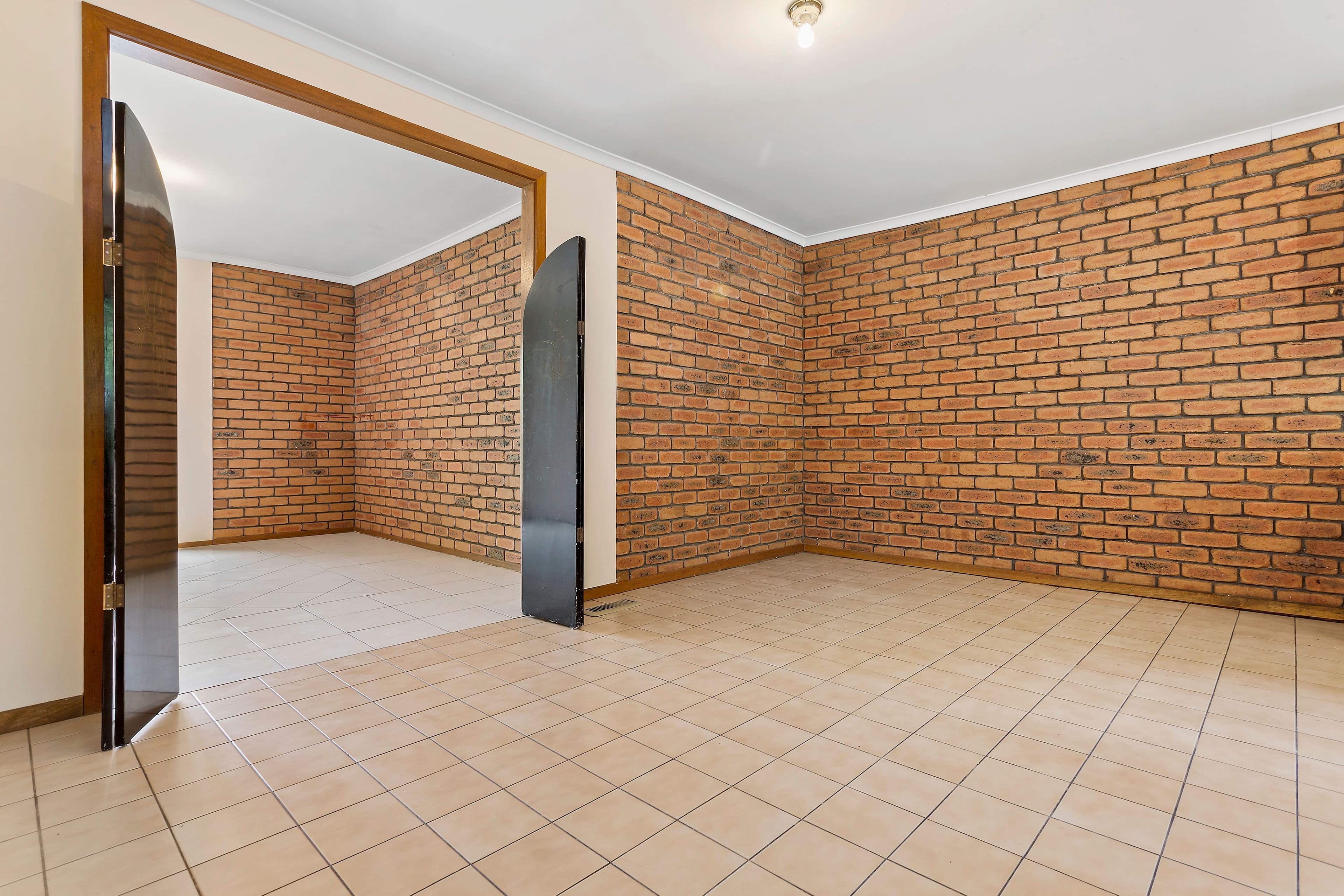 2 Panorama Street, Clayton VIC 3168, Clayton - Thumbnail 6