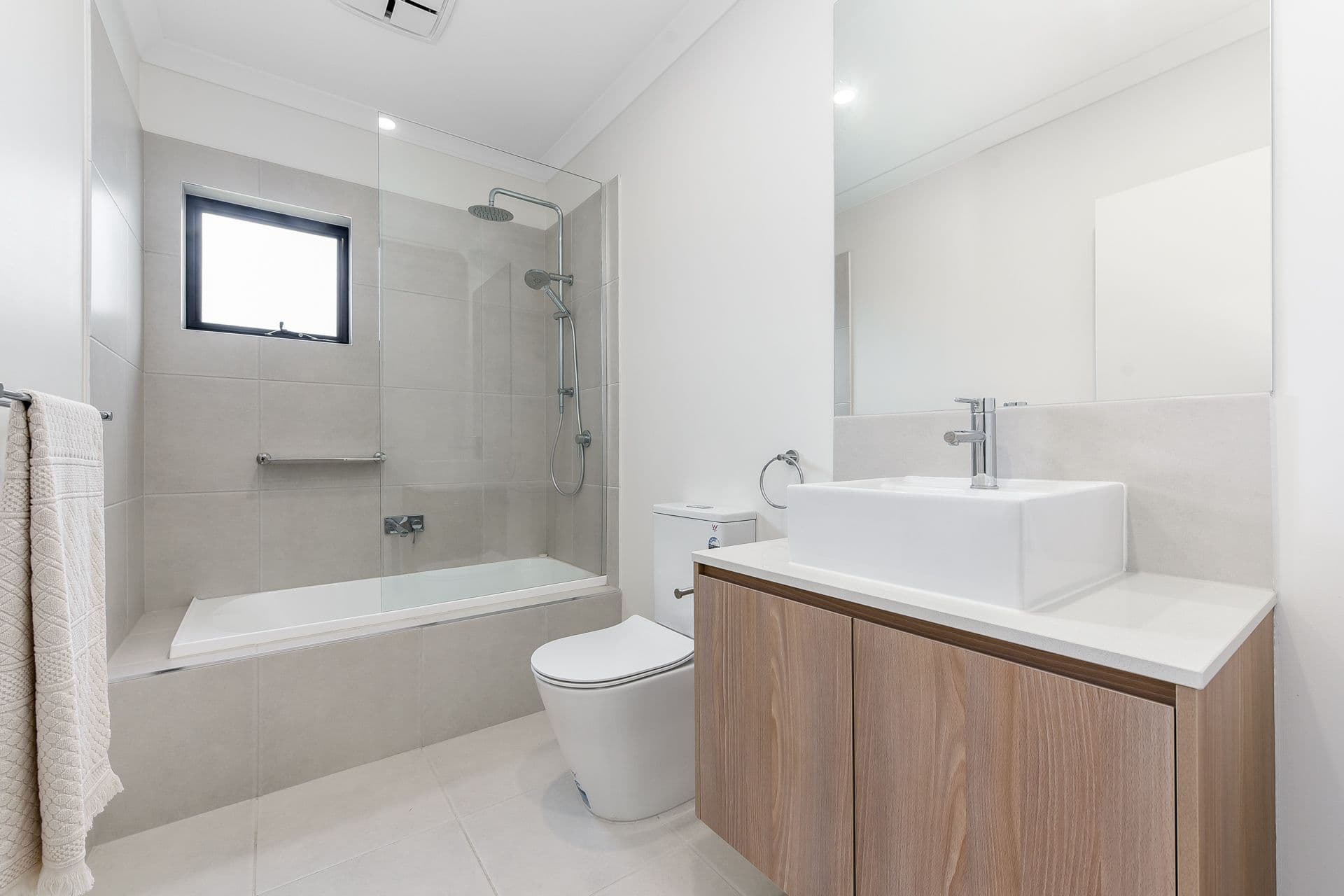 8 Carnival Boulevard, Berwick VIC 3806, Berwick - Thumbnail 6