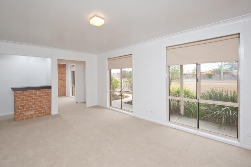 37 Pitt Street, NORTH NOWRA NSW 2541, North Nowra - Thumbnail 2