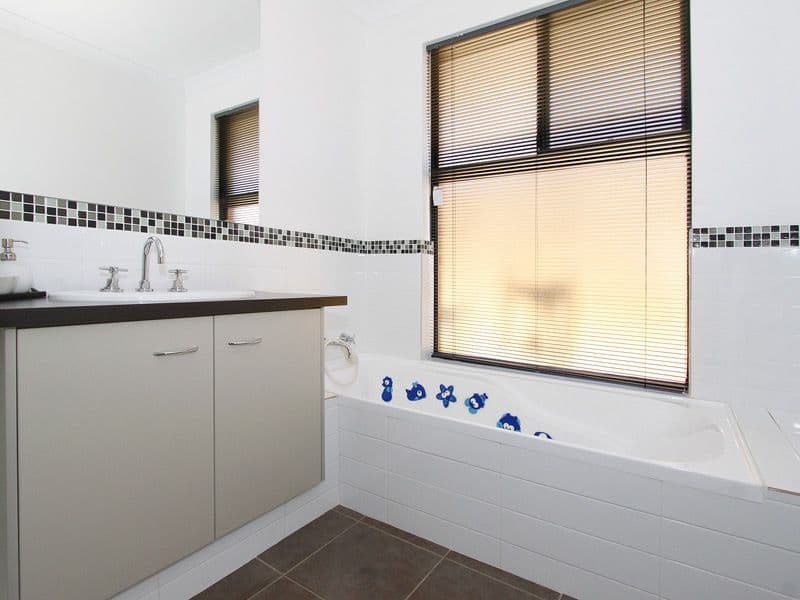 9 Oscar Williams Drive, STREAKY BAY, SA, 5680, Streaky Bay - Thumbnail 8