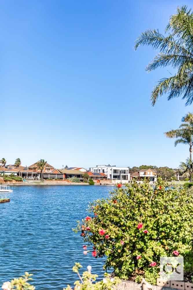 13 McDonald Grove, West Lakes - Thumbnail 4