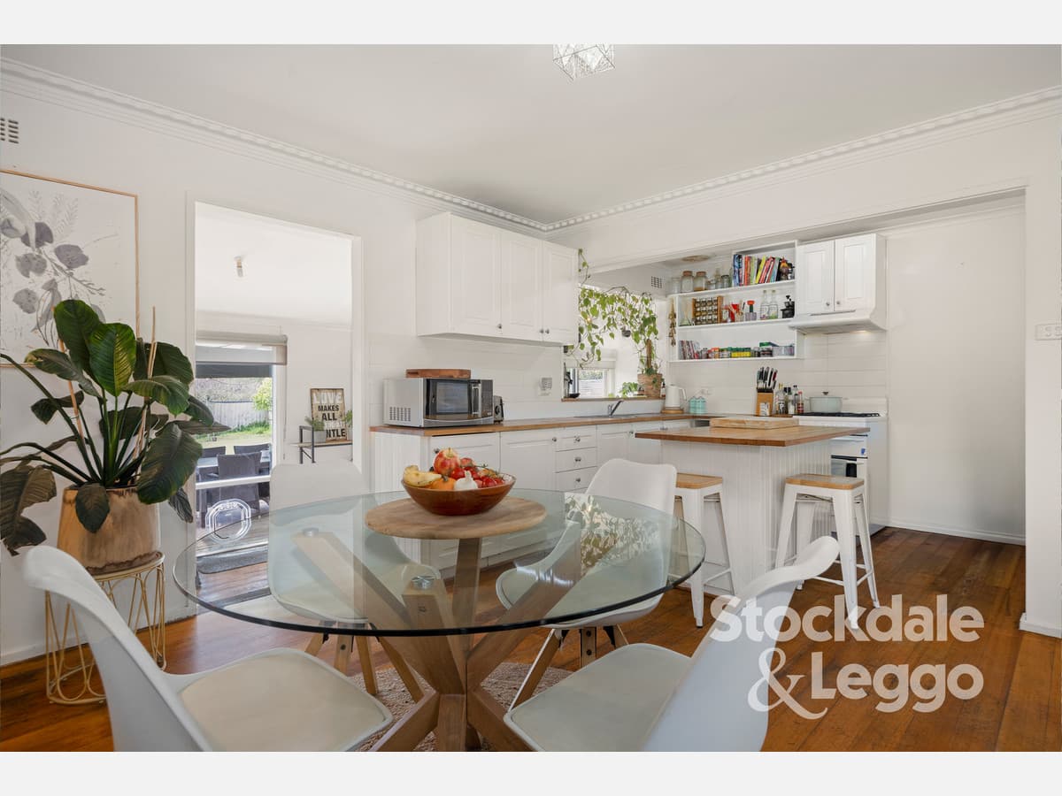 4 Waratah Street, Rye VIC 3941, Rye - Thumbnail 2