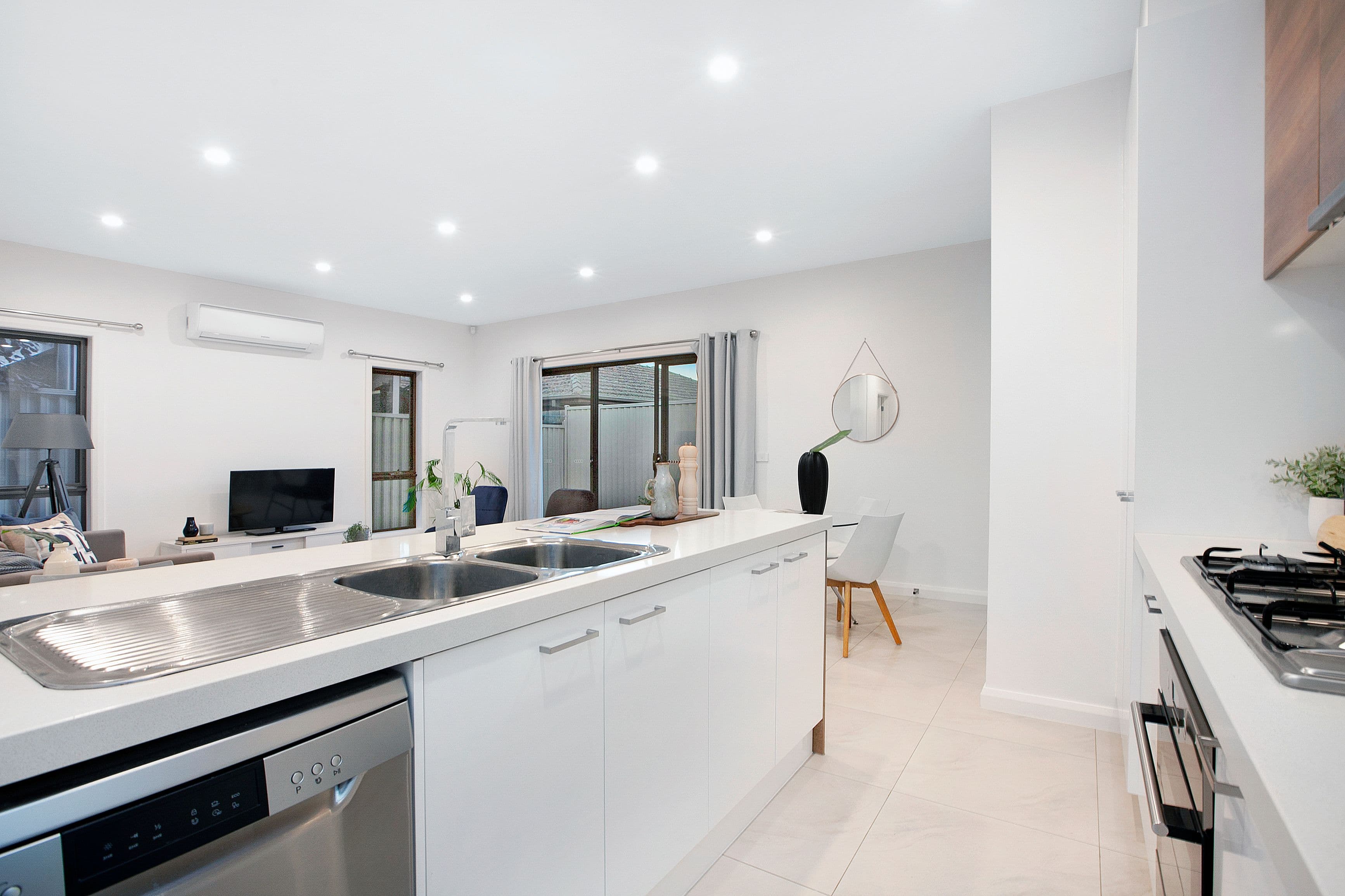 100 Rathcown Road, Reservoir VIC 3073, Reservoir - Thumbnail 7