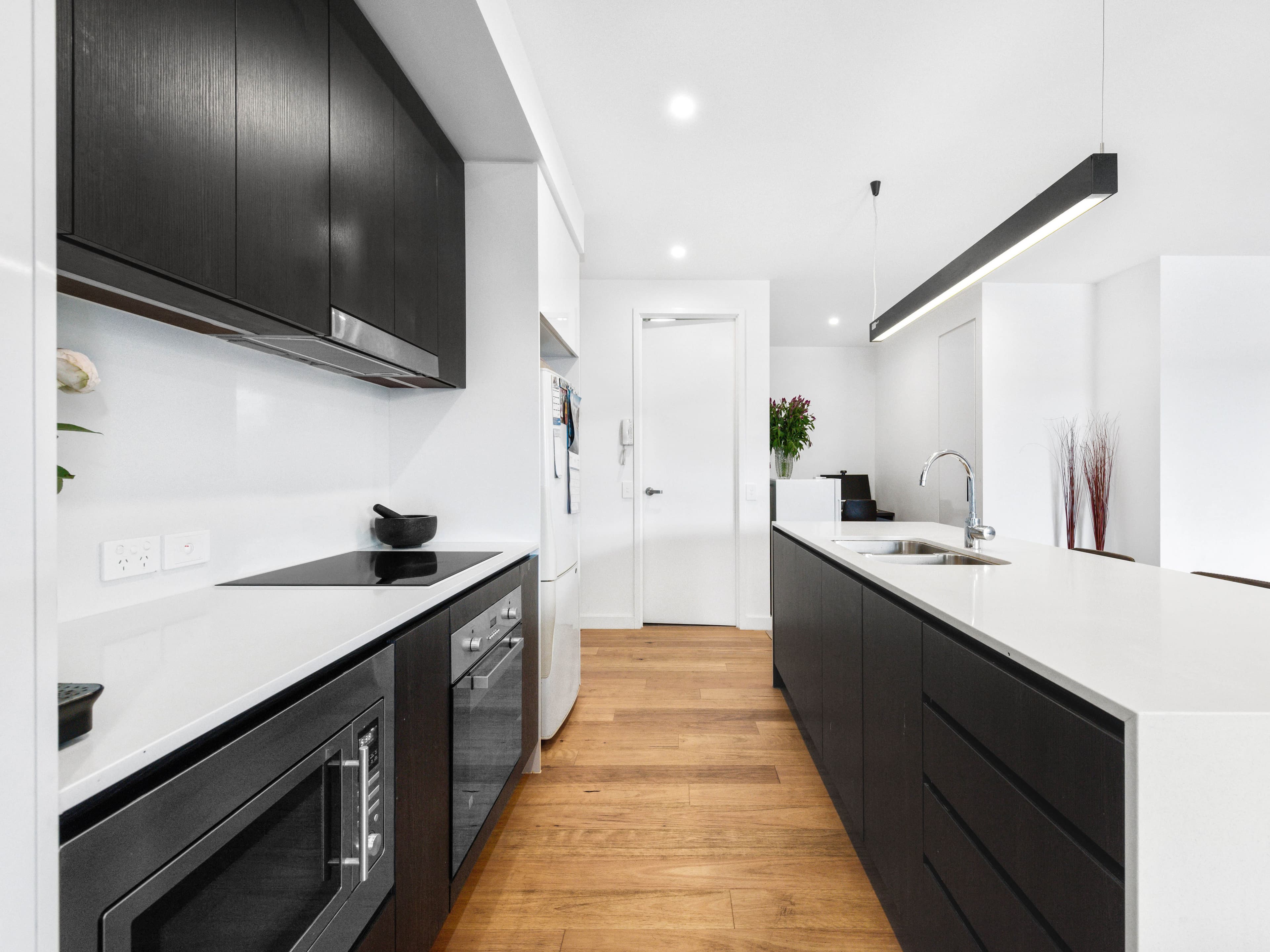14 Priory Street, Indooroopilly QLD 4068, Indooroopilly - Thumbnail 2