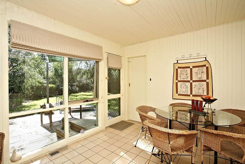 13 Lincoln Road, CROYDON VIC 3136, Croydon - Thumbnail 2