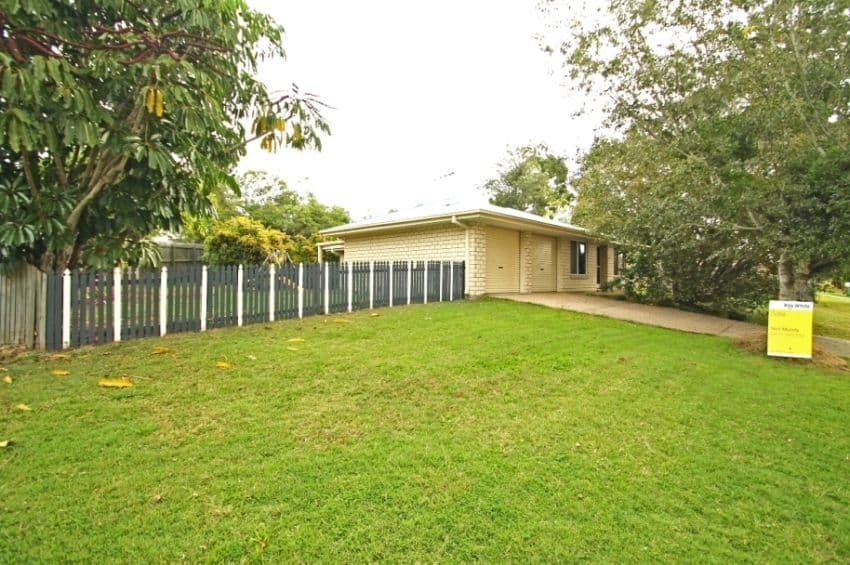 2 Denman Street, LEICHHARDT QLD 4305, Leichhardt - Thumbnail 2