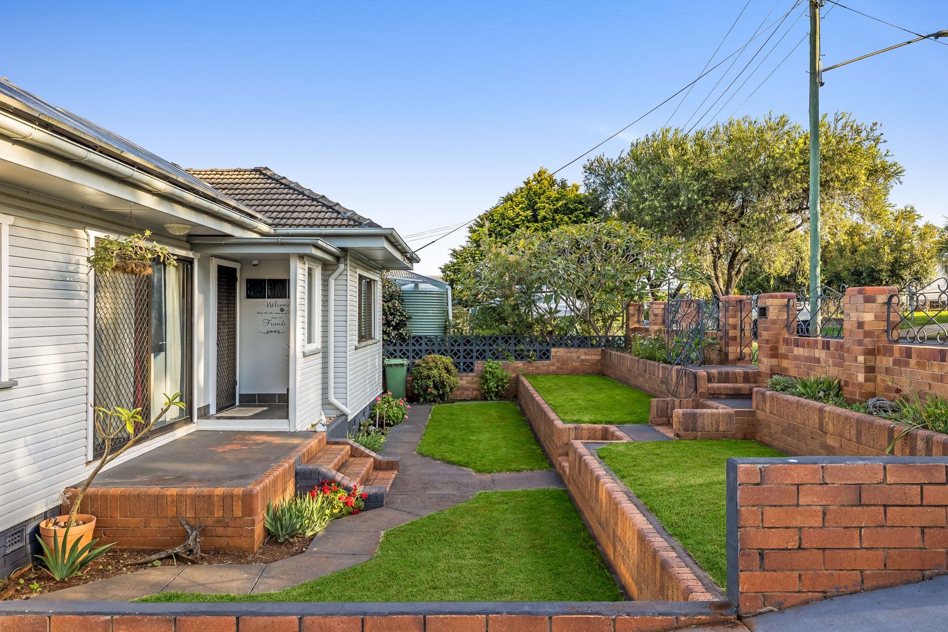 16 Donegal Street, Rockville QLD 4350, Rockville - Thumbnail 2