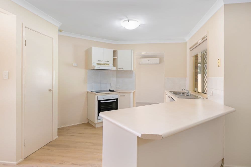 56 Ashwood Circuit, Birkdale QLD 4159, Birkdale - Thumbnail 2