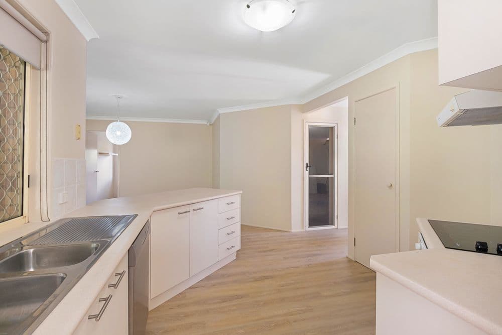 56 Ashwood Circuit, Birkdale QLD 4159, Birkdale - Thumbnail 8
