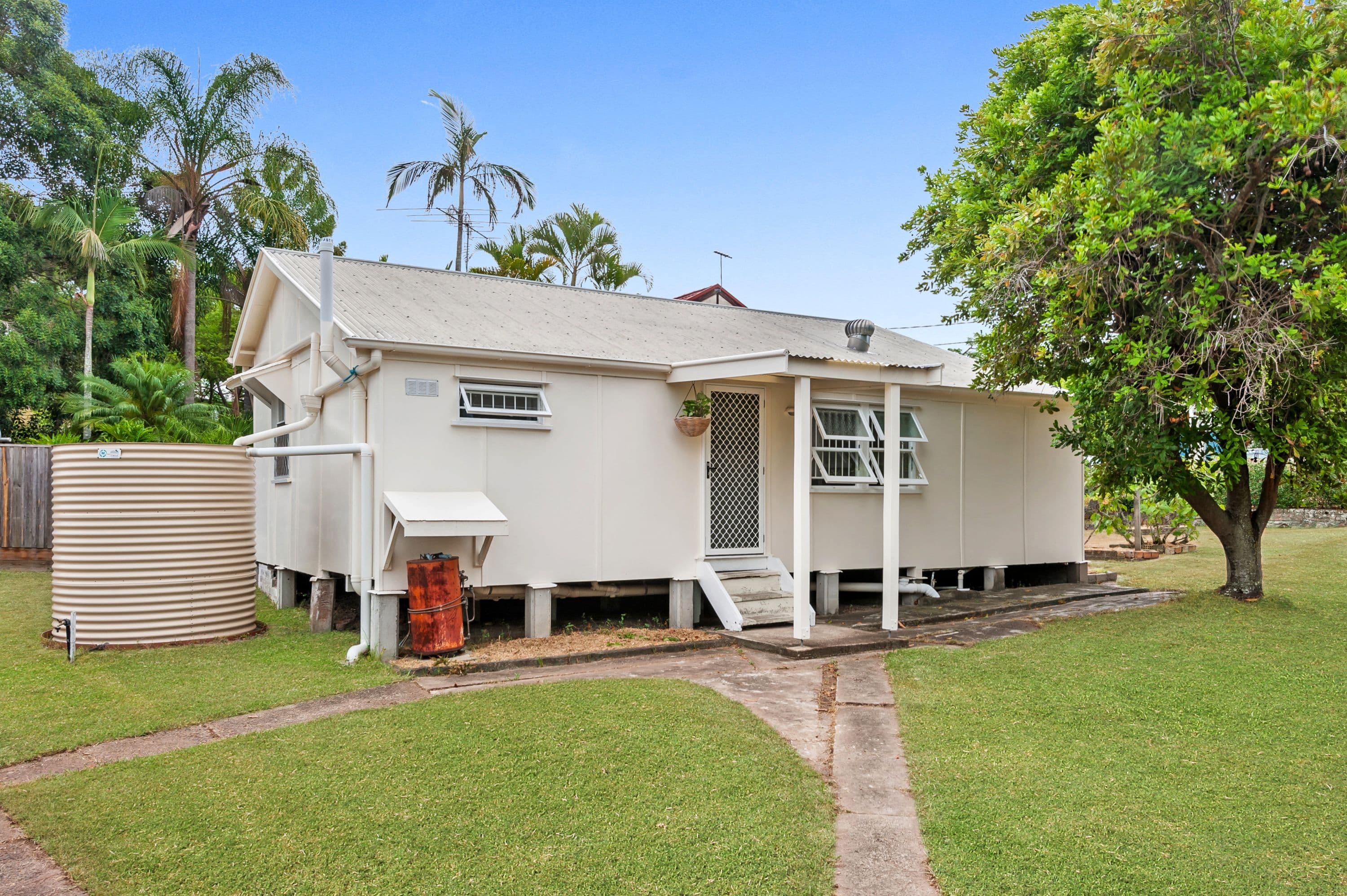 50 Lyon Avenue, Oxley QLD 4075, Oxley - Thumbnail 2