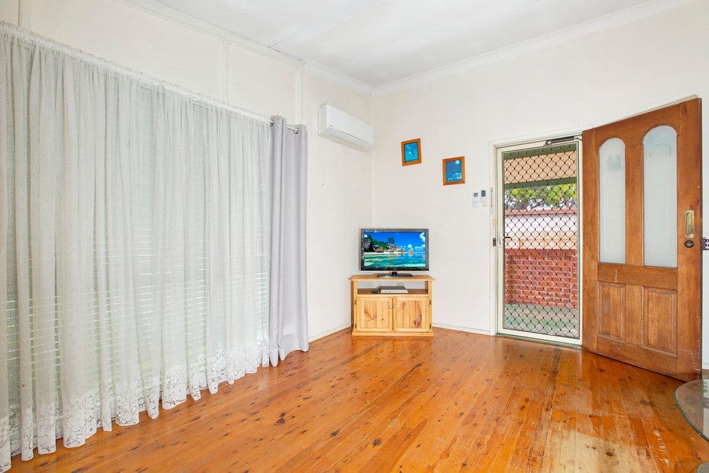 2 Curran Road, Marayong NSW 2148, Marayong - Thumbnail 3
