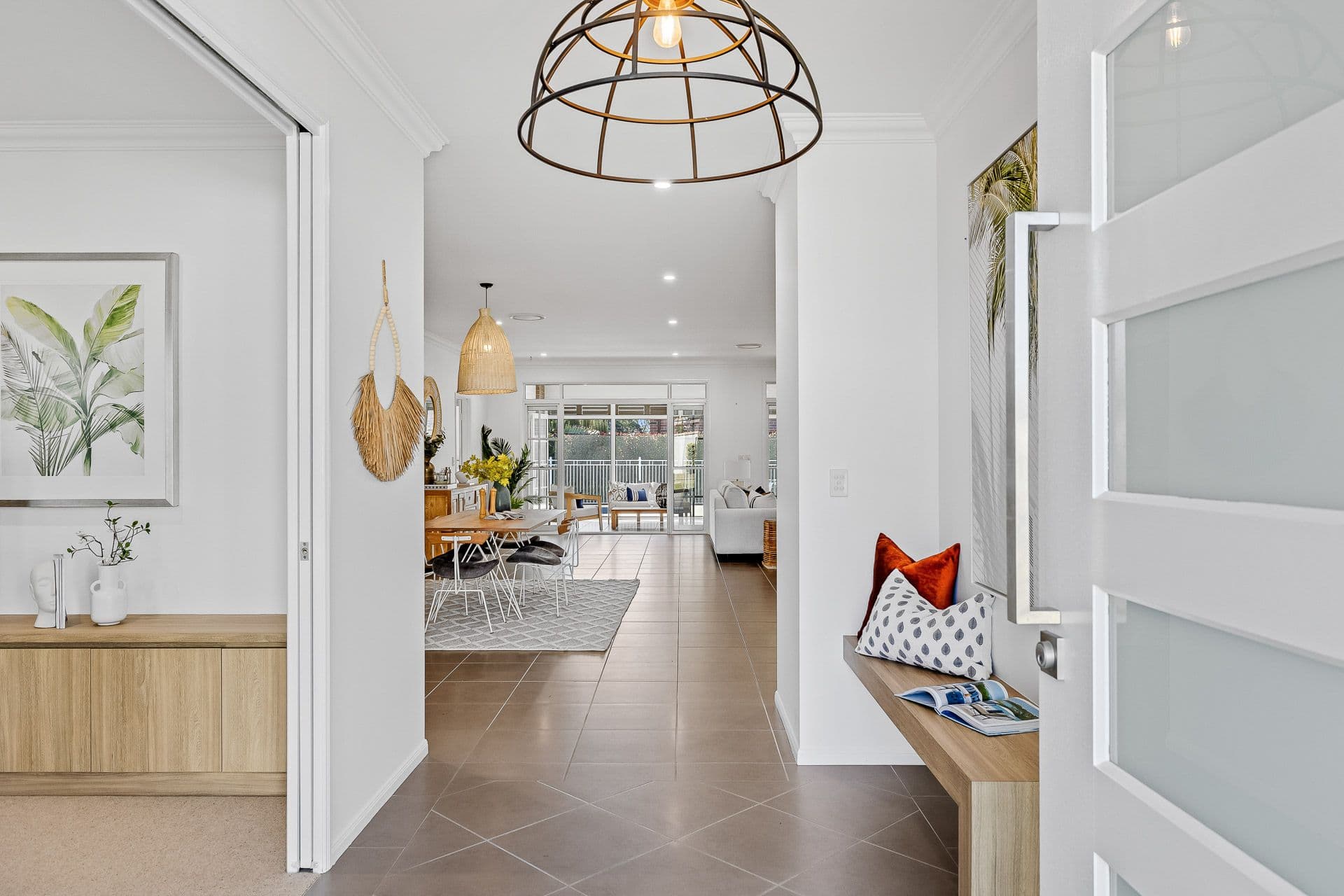 5 Caithness Court, Middle Ridge QLD 4350, Middle Ridge - Thumbnail 2