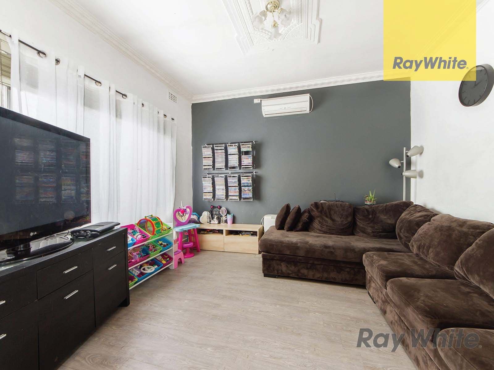 16 Henry Street, St Albans VIC 3021, St Albans - Thumbnail 3