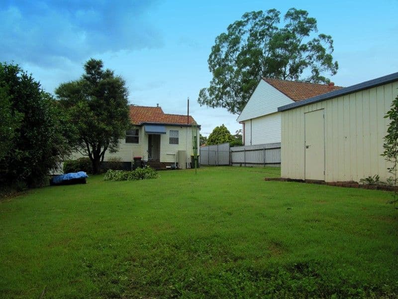 18 Patricia Avenue, CHARLESTOWN NSW 2290, Charlestown - Thumbnail 4