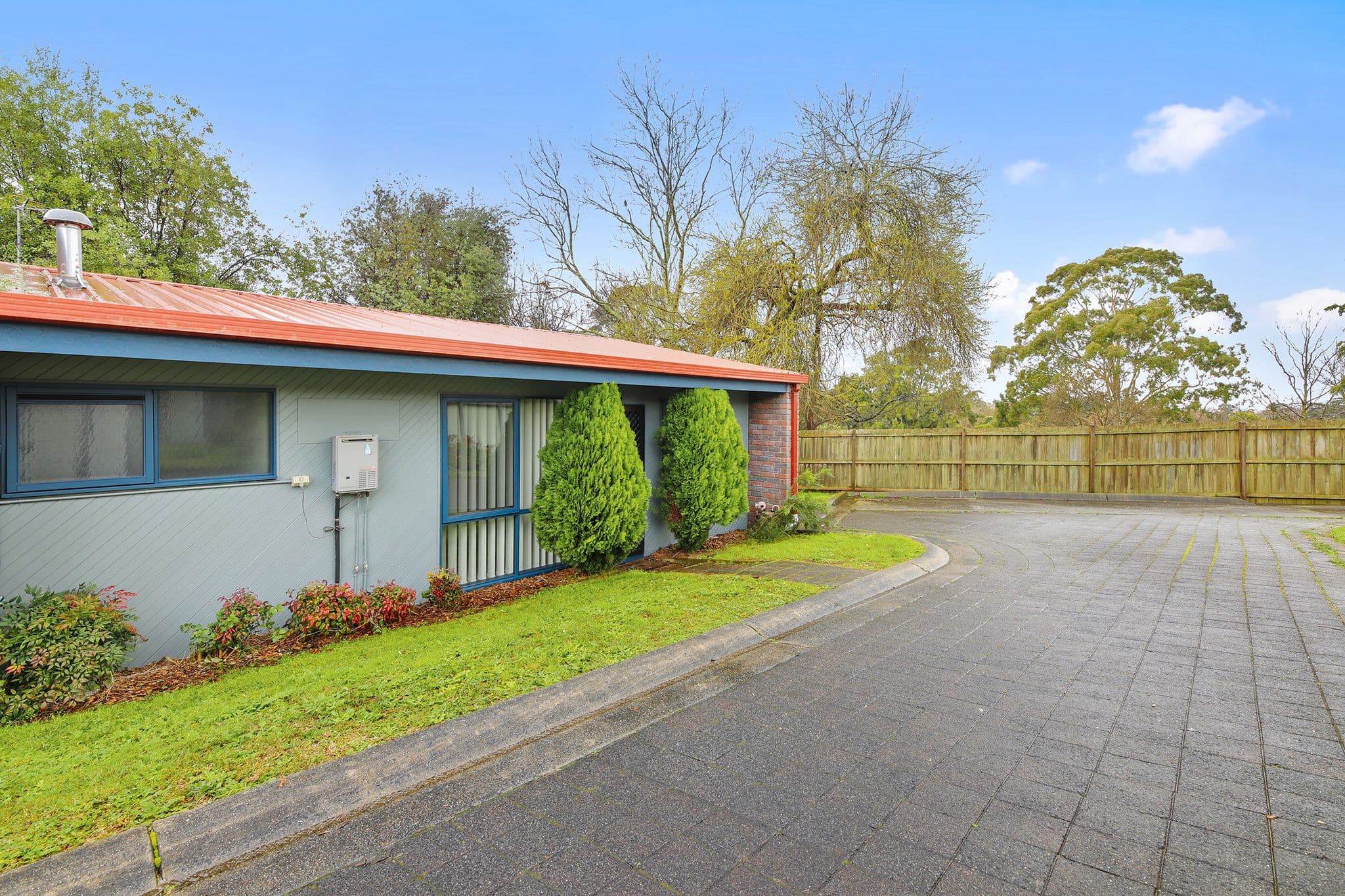 20 Archibald Crescent, Warragul VIC 3820, Warragul - Thumbnail 2