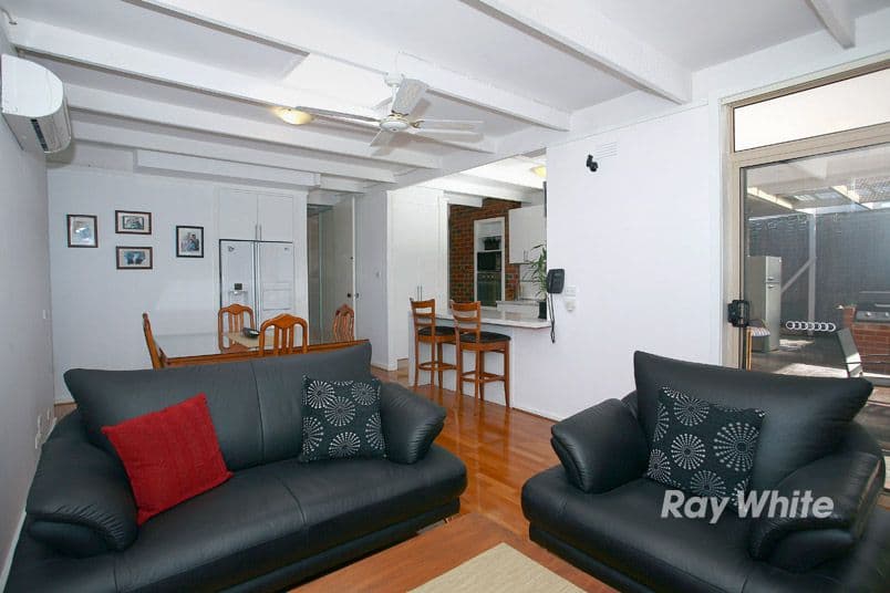 11 Dangerfield Drive, SPRINGVALE SOUTH VIC 3172, Springvale South - Thumbnail 5