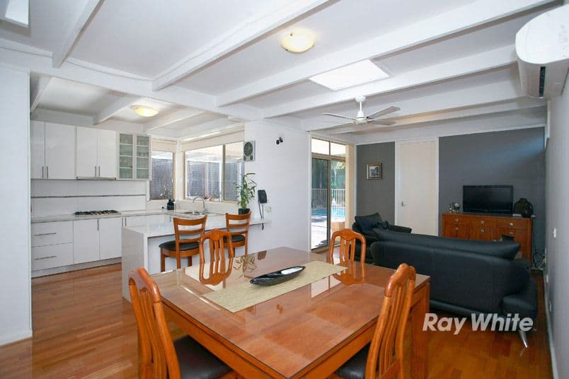11 Dangerfield Drive, SPRINGVALE SOUTH VIC 3172, Springvale South - Thumbnail 6