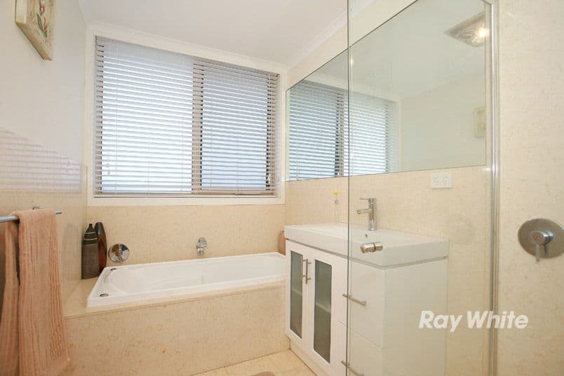 11 Dangerfield Drive, SPRINGVALE SOUTH VIC 3172, Springvale South - Thumbnail 7