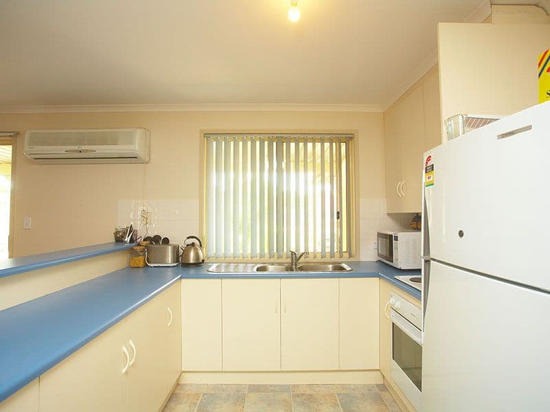 27 Cave Street, GOOLWA BEACH SA 5214, Goolwa Beach - Thumbnail 2