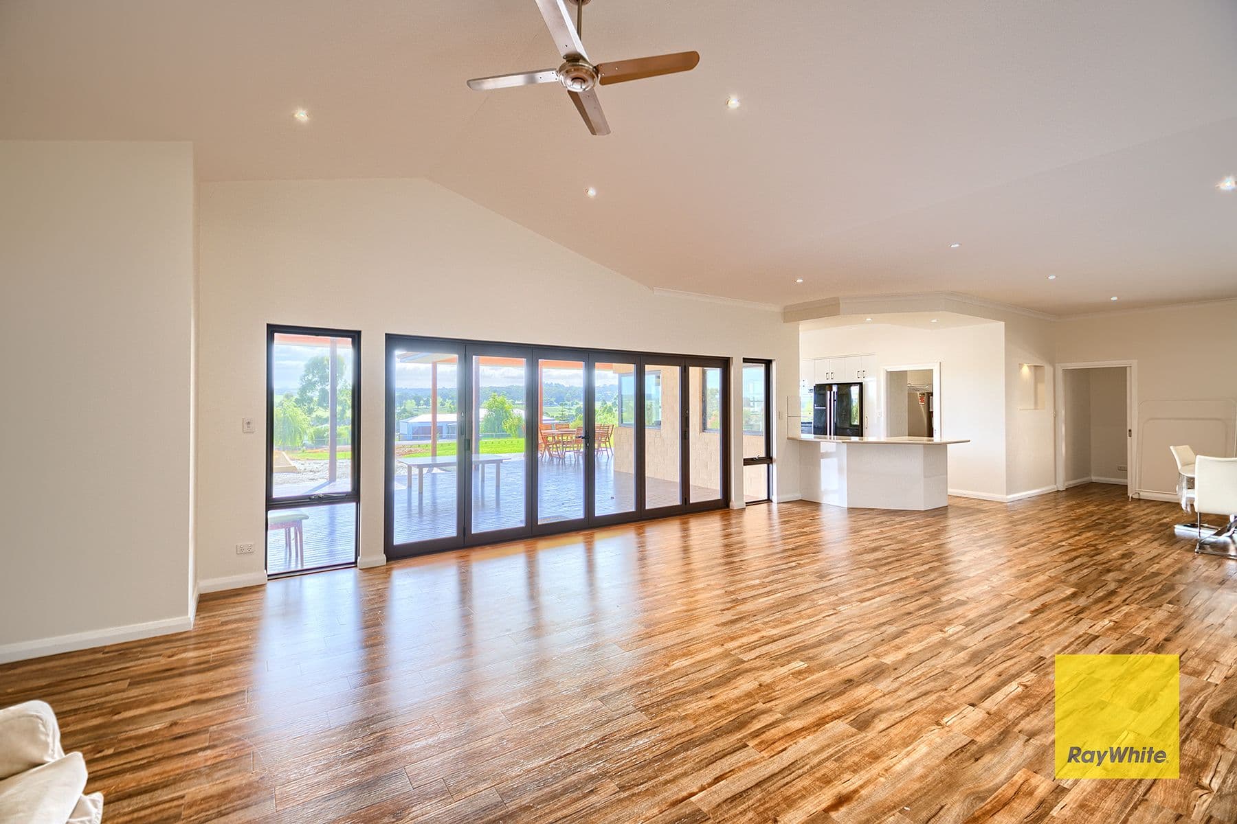 15 Rivervale Chase, Lower King WA 6330, Lower King - Thumbnail 2