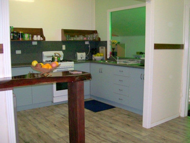 22 Maud Street, FLYING FISH POINT QLD 4860, Flying Fish Point - Thumbnail 5