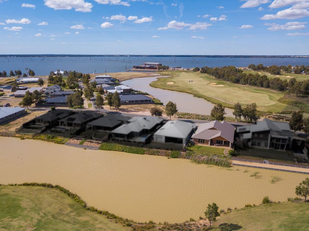 144 Robinson Way, Yarrawonga VIC 3730, Yarrawonga - Thumbnail 2