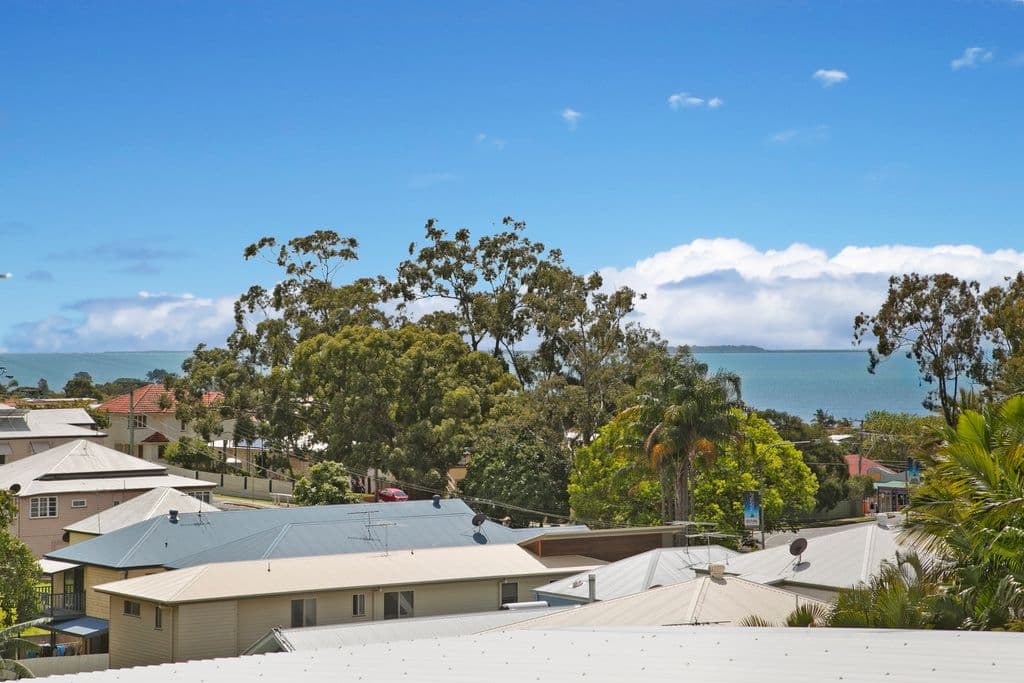 Unit 8, 37-39 Yamboyna Street, Manly QLD 4179, Manly - Thumbnail 2