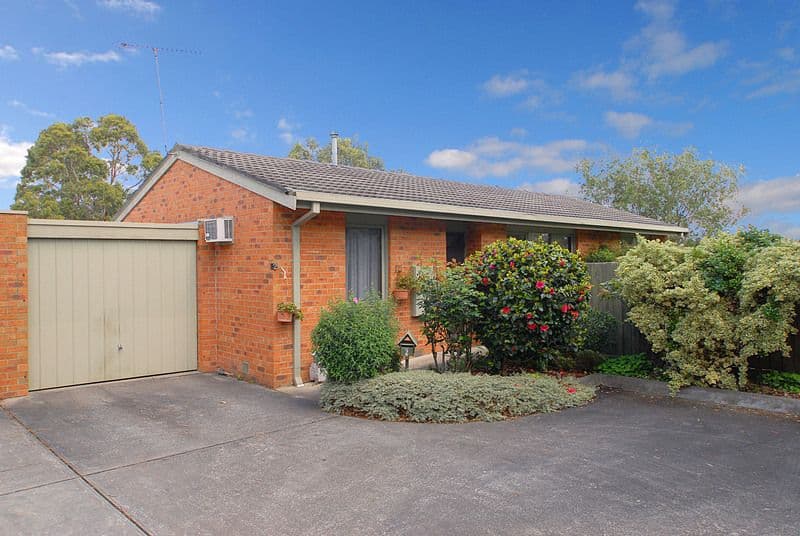 2 Warrenwood Close, FERNTREE GULLY VIC 3156, Ferntree Gully - Image 1