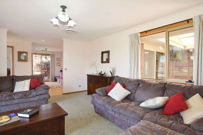 37 Swallow Grove, TRARALGON VIC 3844, Traralgon - Thumbnail 5