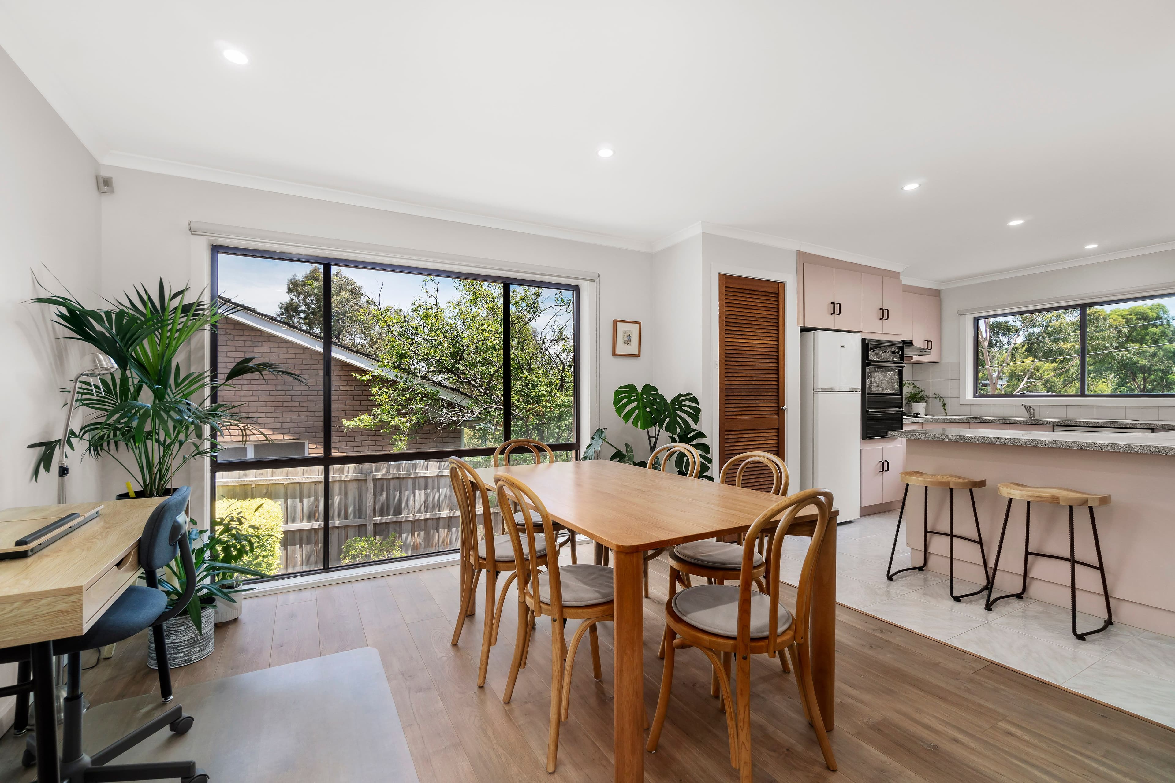 98 Brougham Street, Eltham VIC 3095, Eltham - Thumbnail 2