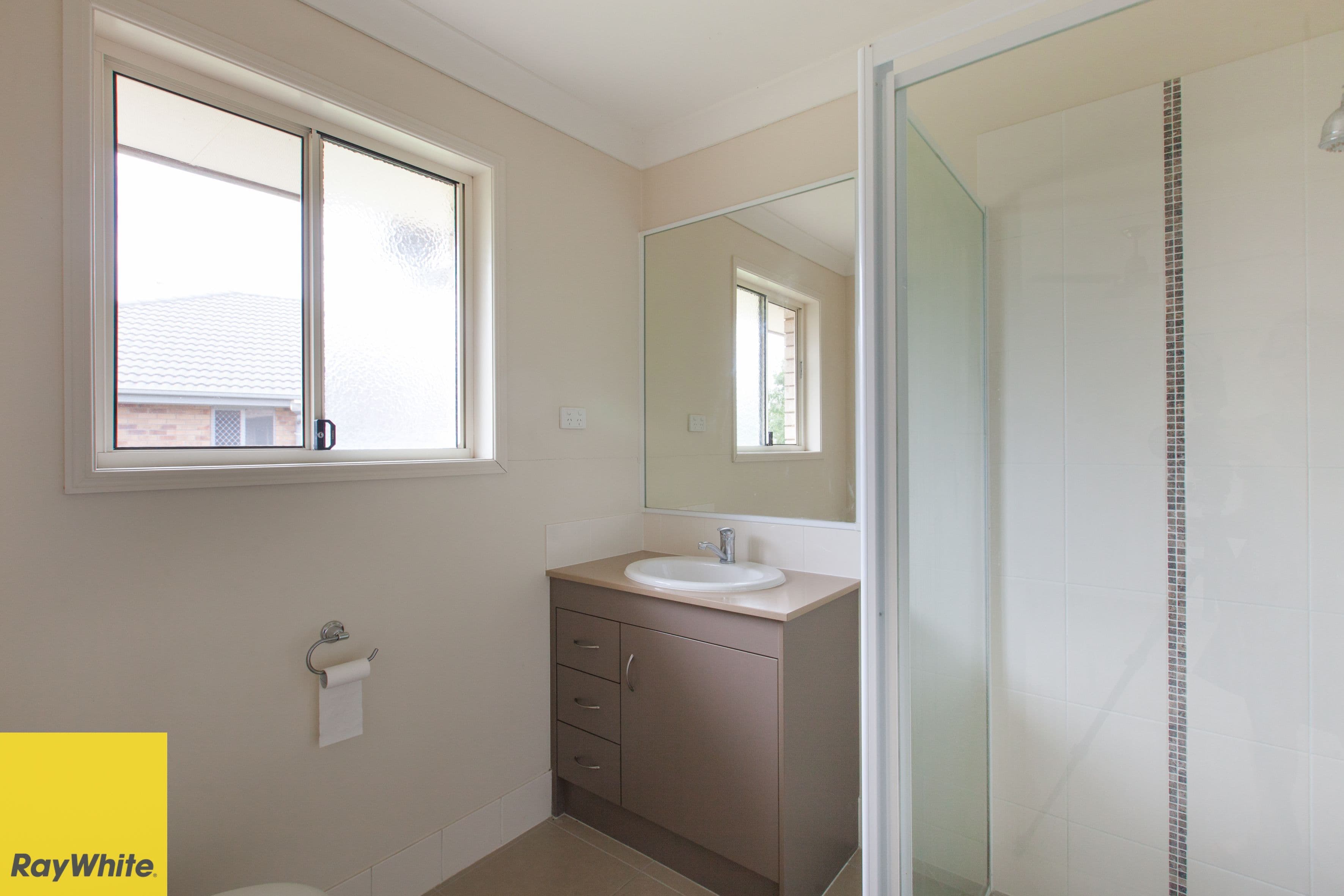 10 Sarah Close, Redbank Plains QLD 4301, Redbank Plains - Thumbnail 6
