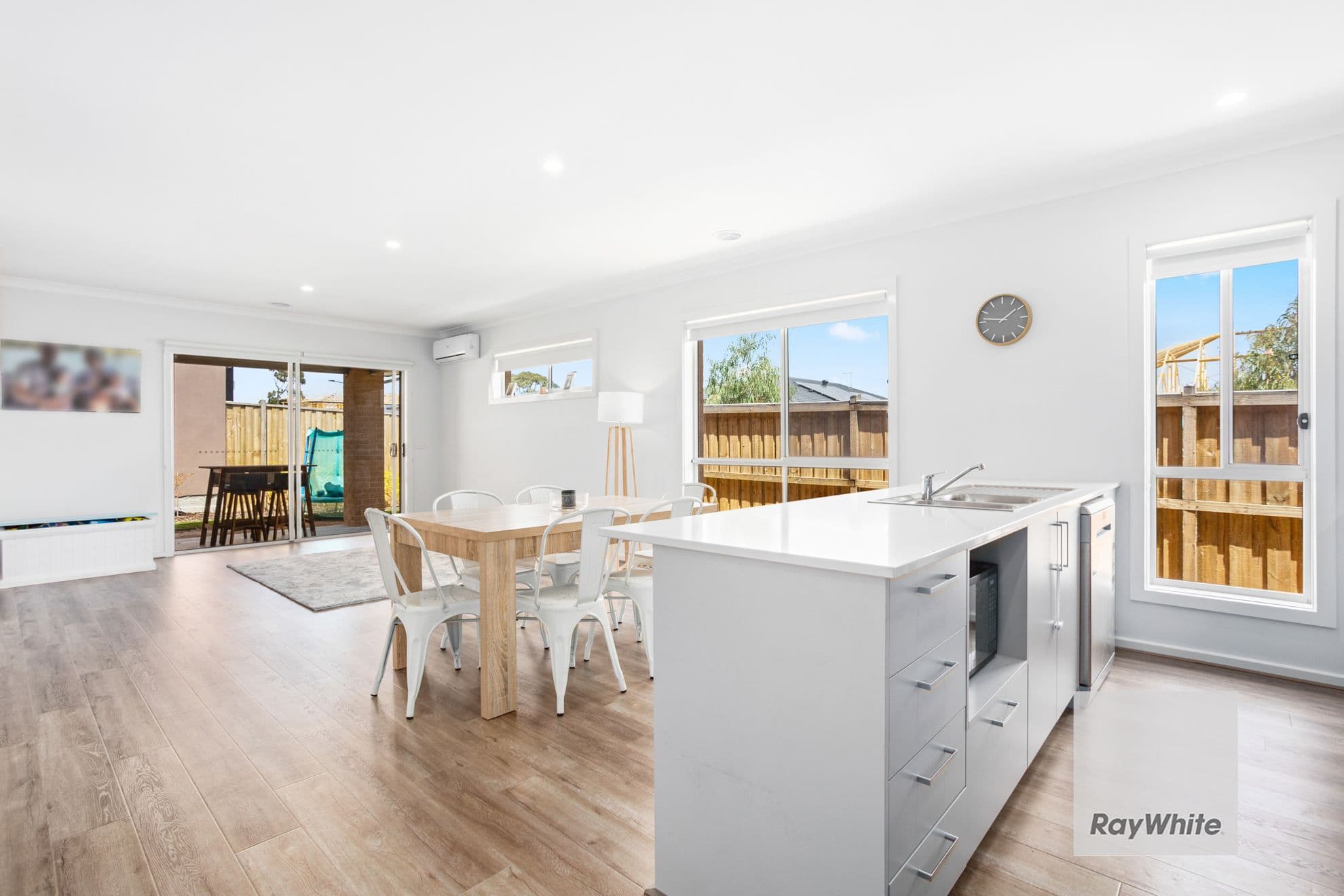 19 Elm Drive, FRASER RISE VIC 3336, Fraser Rise - Thumbnail 2