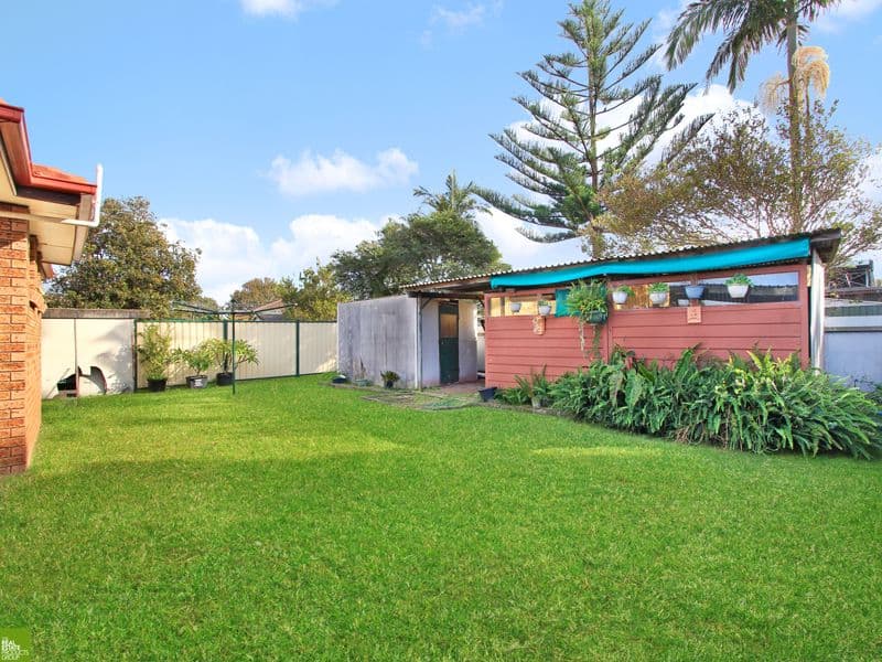 21 Woodford Avenue, WARILLA NSW 2528, Warilla - Thumbnail 3