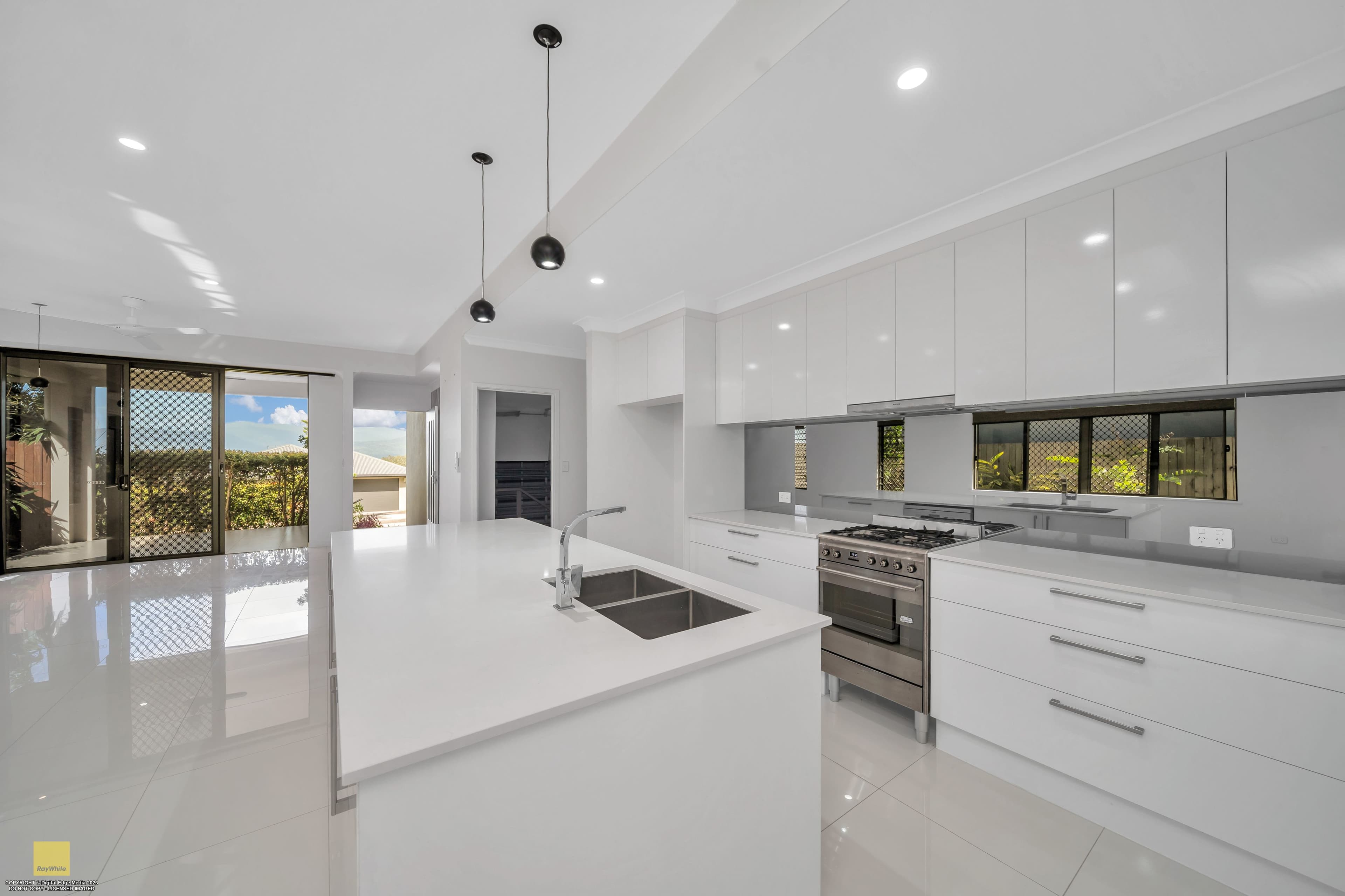 61 Treetop Drive, Mount Sheridan QLD 4868, Mount Sheridan - Thumbnail 5
