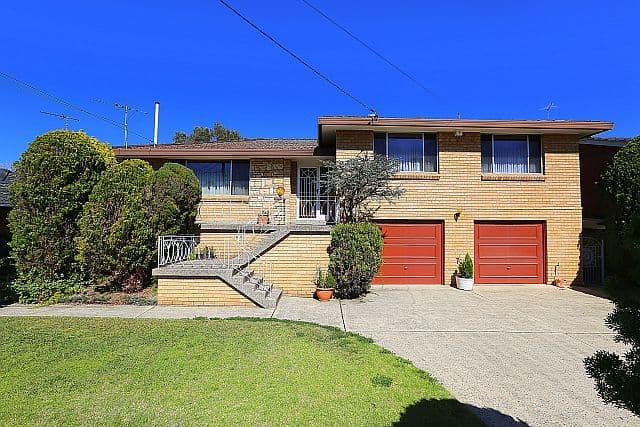 18 Yvonne Crescent, GEORGES HALL NSW 2198, Georges Hall - Image 1