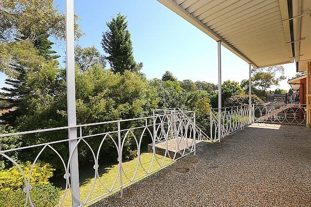 18 Yvonne Crescent, GEORGES HALL NSW 2198, Georges Hall - Thumbnail 7