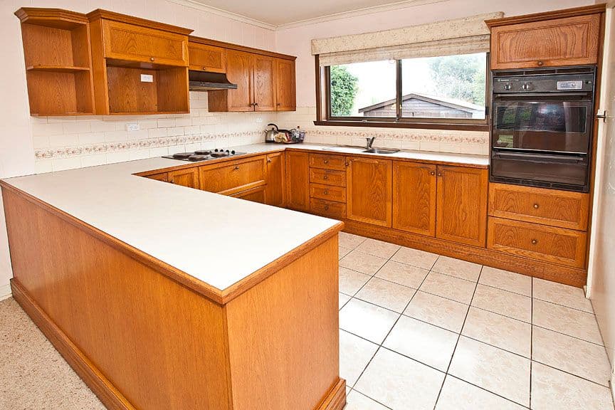 36 Fernhill Street, GLEN WAVERLEY VIC 3150, Glen Waverley - Thumbnail 2