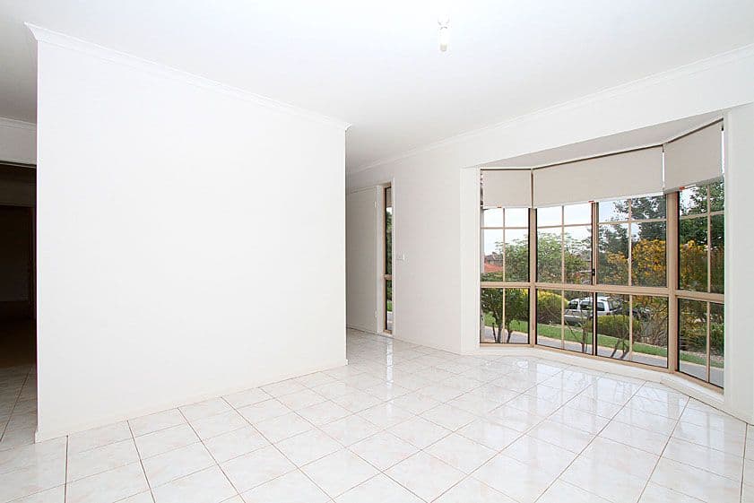 9 Hickey Court, MILL PARK VIC 3082, Mill Park - Thumbnail 4