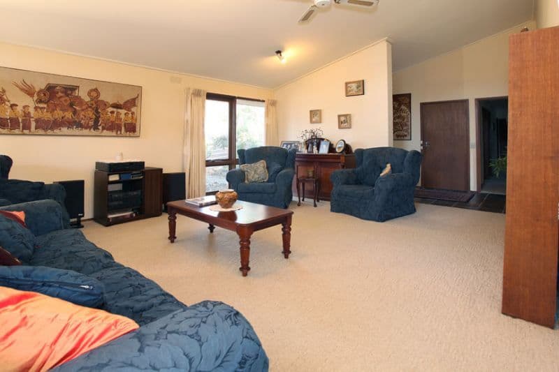 15 Compton Street, GLEN WAVERLEY VIC 3150, Glen Waverley - Thumbnail 3