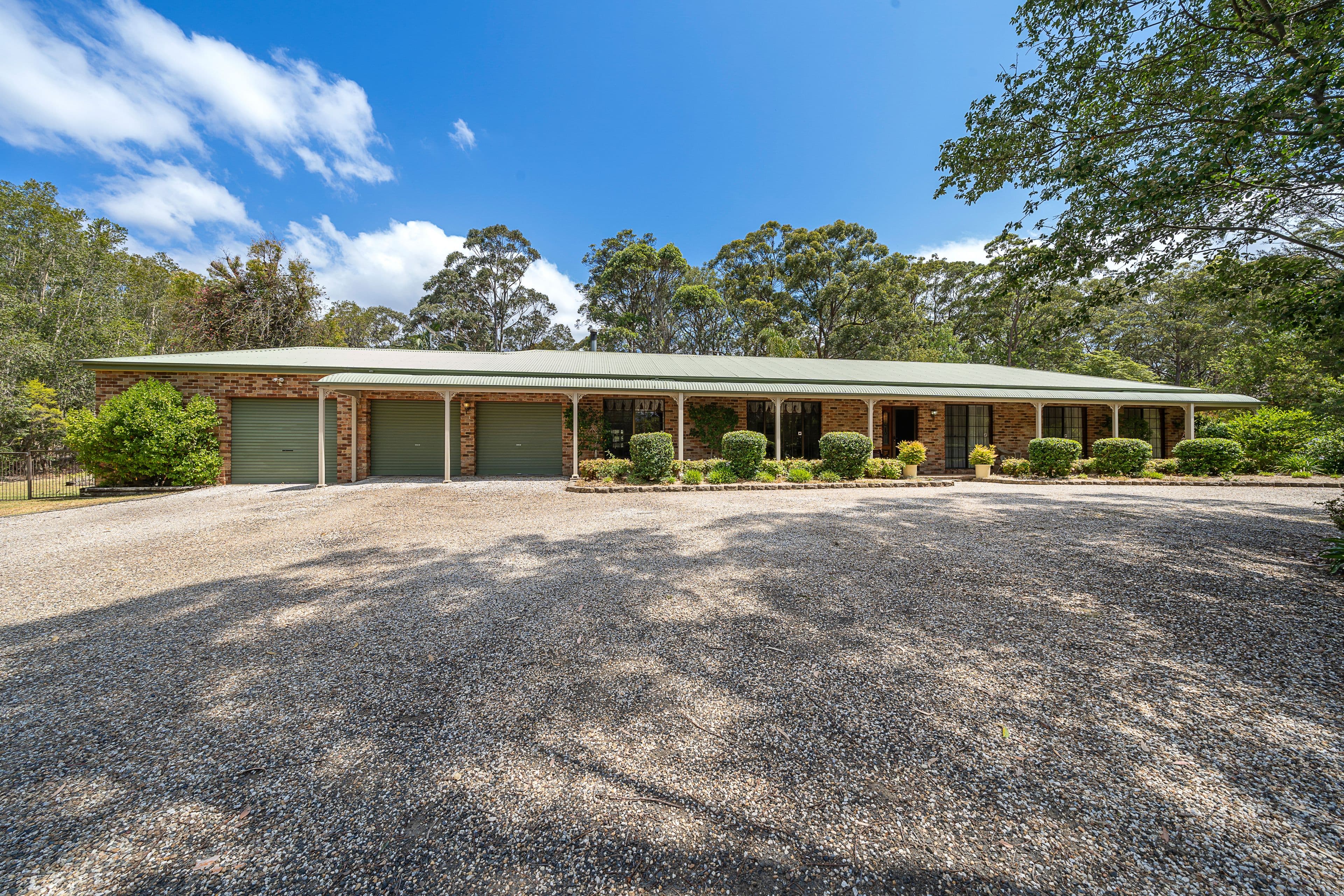 4 Burrandool Avenue, Bangalee - Image 1