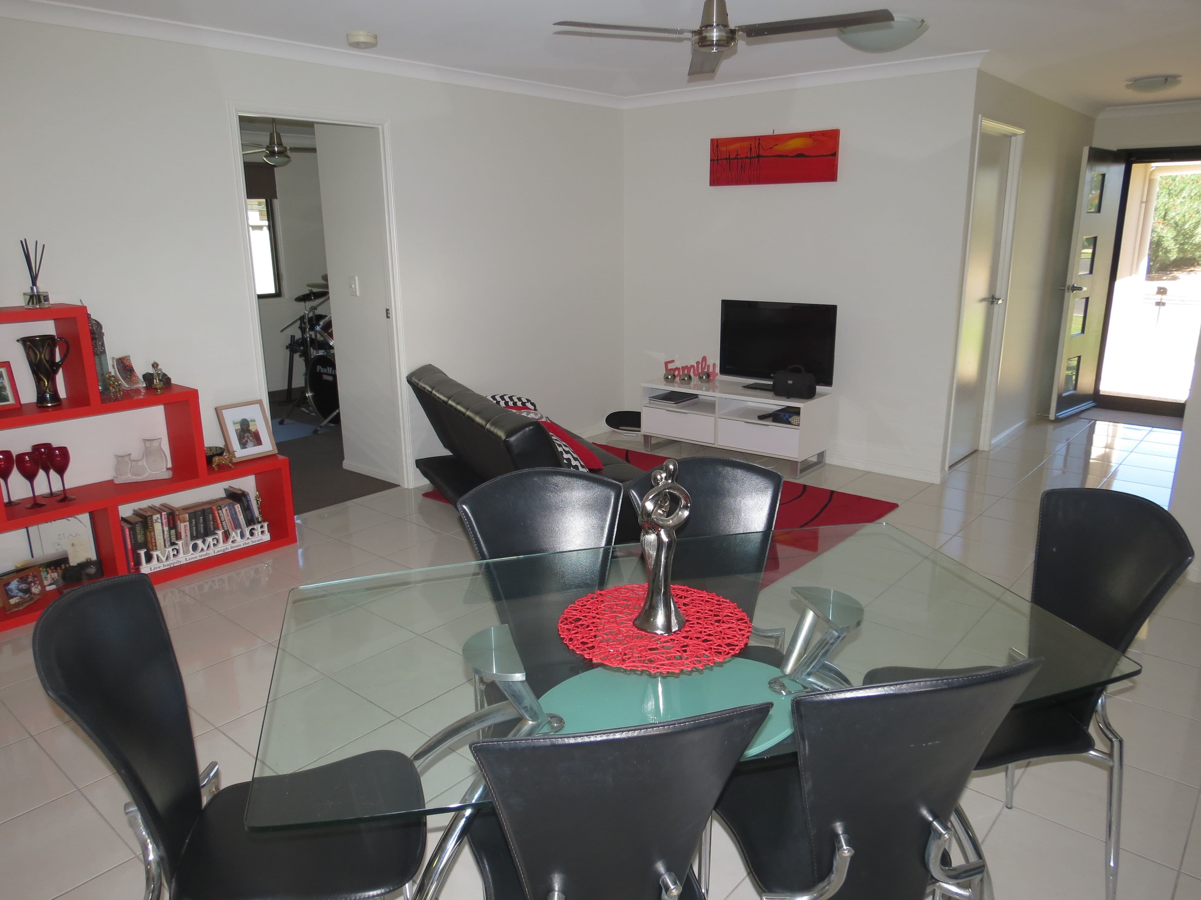 158 Opal Street, Emerald QLD 4720, Emerald - Thumbnail 3