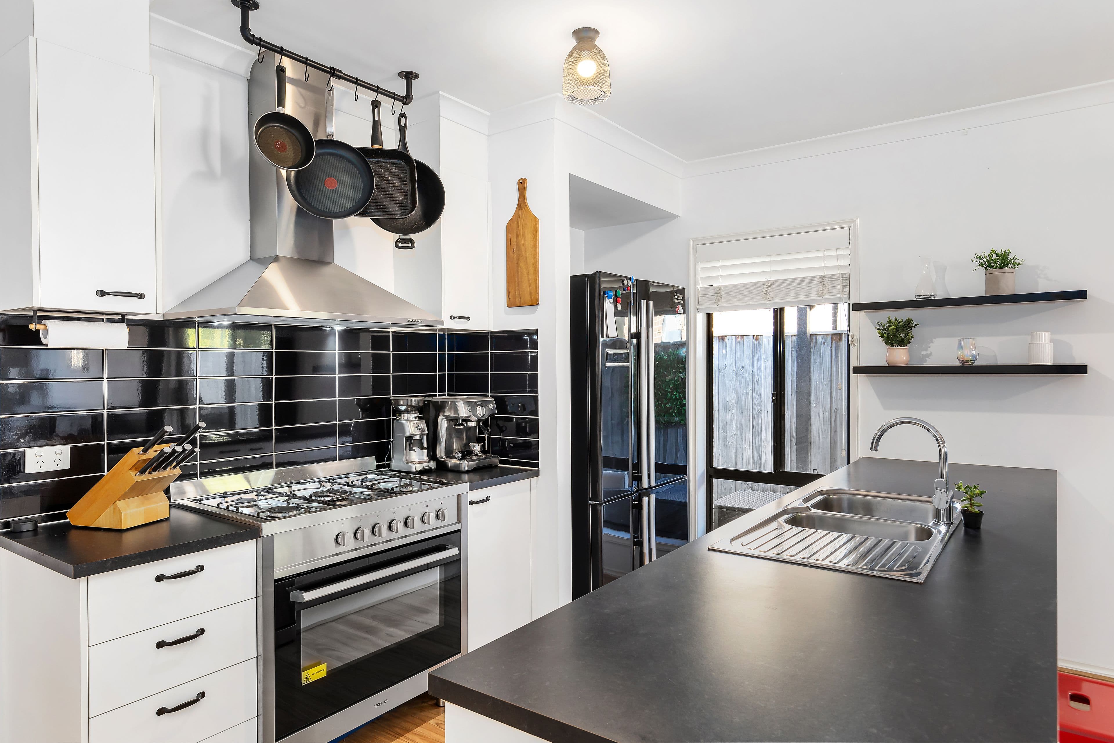 10 One Tree Road, Doreen VIC 3754, Doreen - Thumbnail 3